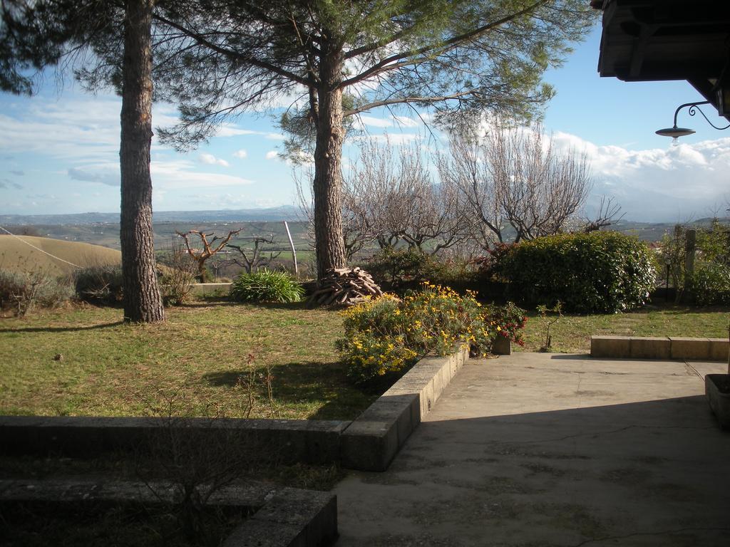 Le Stagioni Guest House Loreto Aprutino Exterior photo