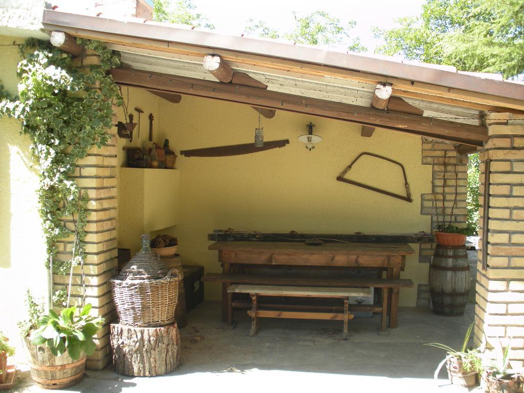 Le Stagioni Guest House Loreto Aprutino Exterior photo